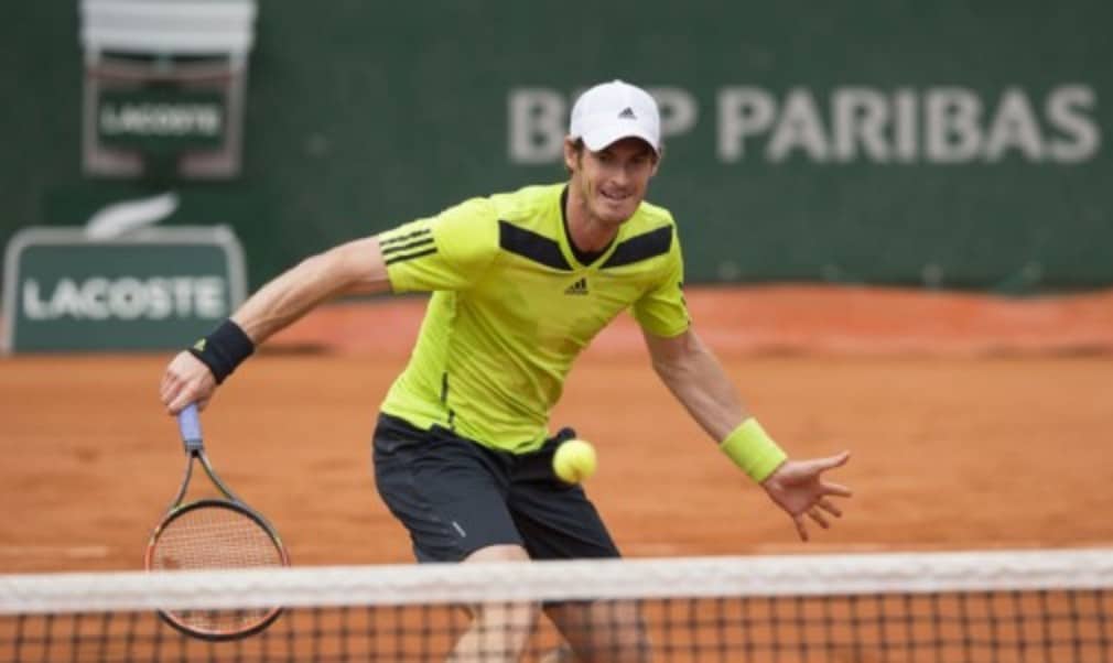 Roger Federer failed to reach the quarter-finals in Paris for the first time since 2004 as he was beaten 6-7(5) 7-6(3) 6-2 4-6 6-3 in the last 16 b...