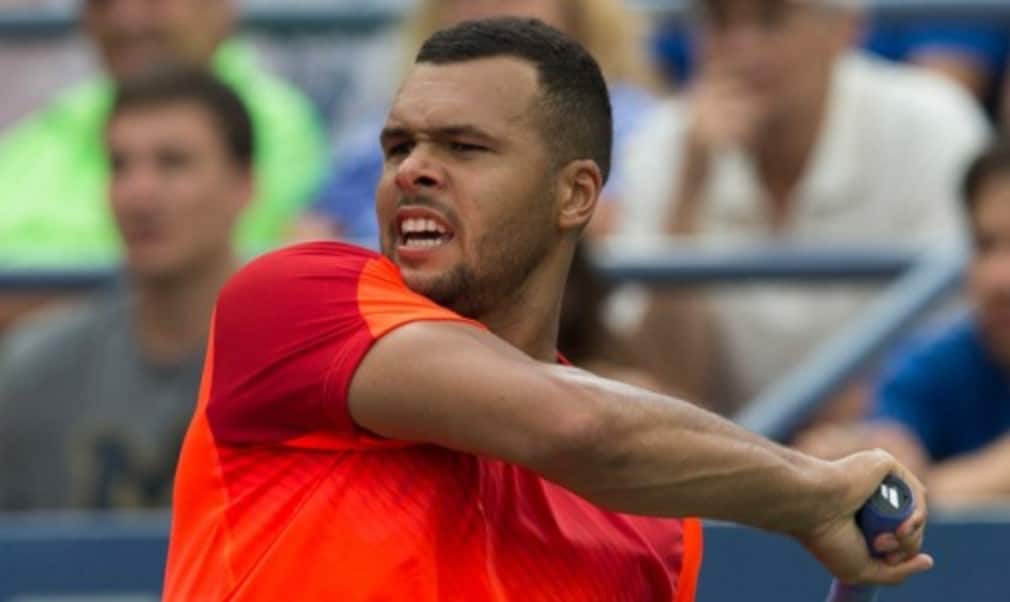 Jo-Wilfried TsongaÈs hopes of qualifying for the Barclays ATP World Tour Finals have all but faded after the Frenchman was forced to withdraw fro...