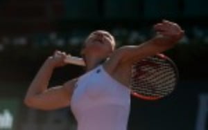 Simona Halep was in ominous form as she demolished Elise Mertens 6-0 6-3 to reach the last sixteen of the Mutua Madrid Open