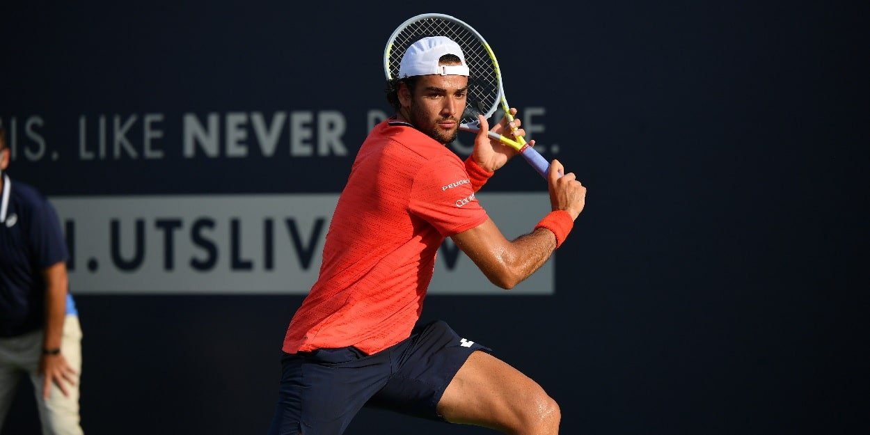 Berrettini Backhand UTS