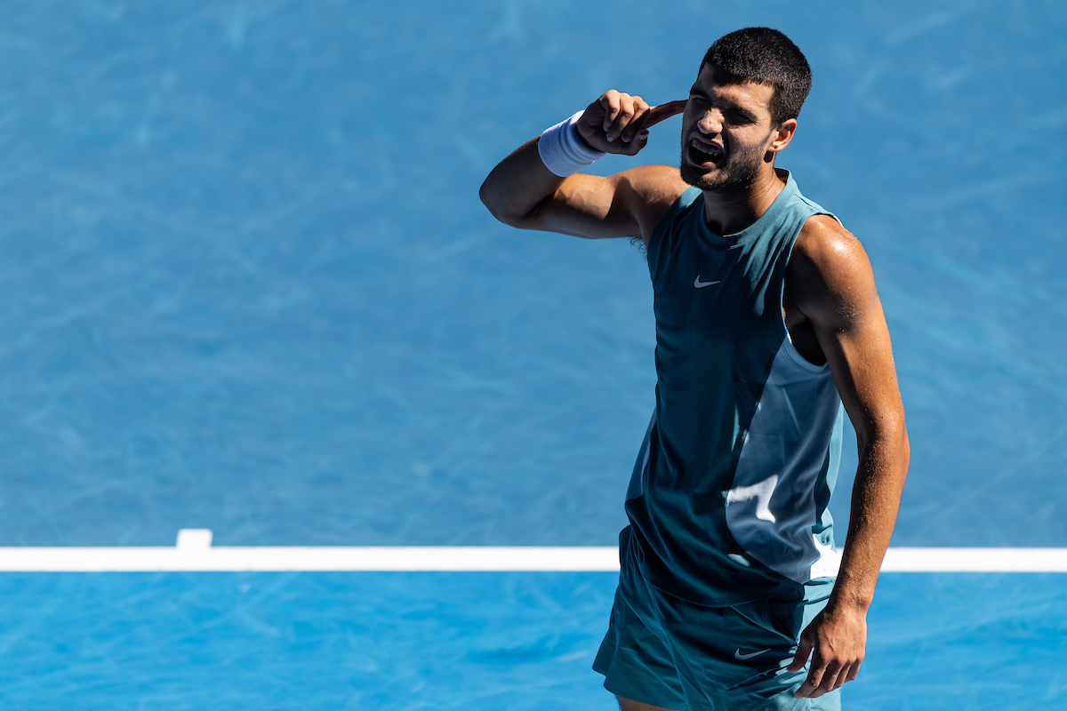 Upsets and triumphs define Australian Open day 4 and 5