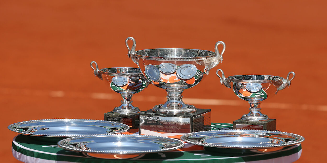 Pam Shriver reunited with stolen trophies after LA wildfire evacuation