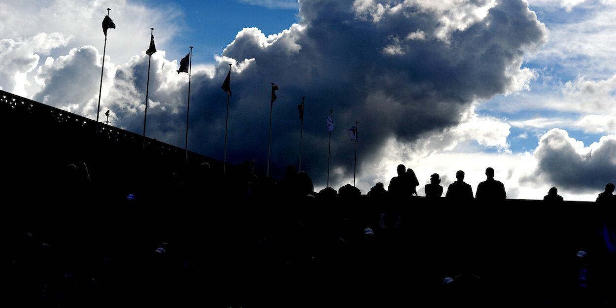 Chile Open plunged into chaos as nationwide blackout halts play