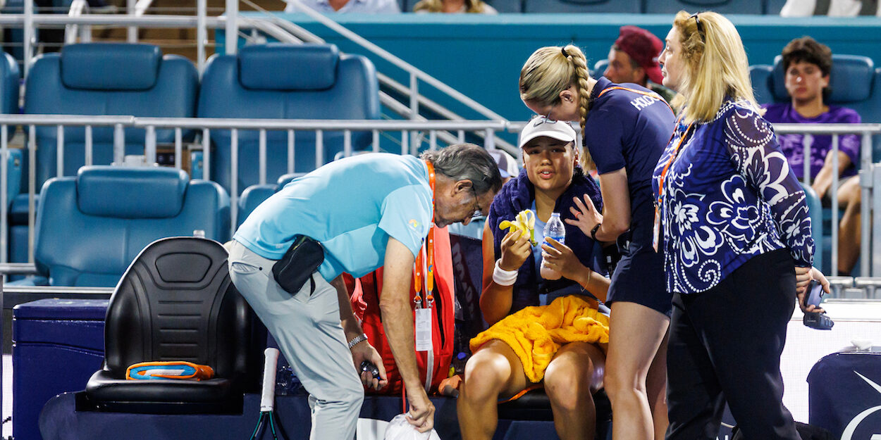 Miami Open sweltering conditions challenge top players
