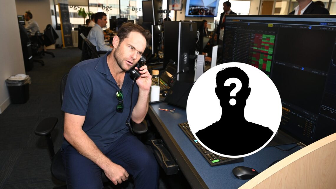 Andy Roddick (left) answers a phone and a mystery player (right) in a circle overlay
