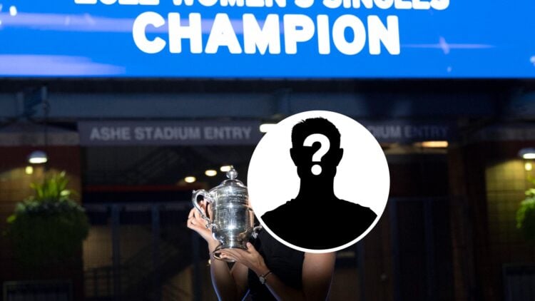 Myster player kisses the US Open trophy