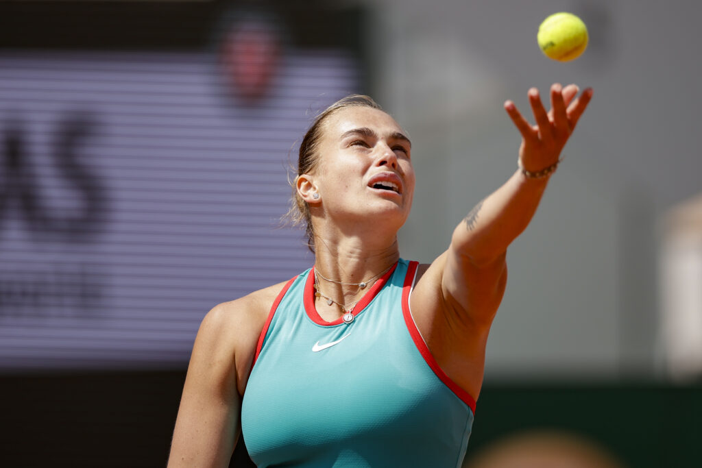 Aryna Sabalenka serves the ball against Qinwen Zheng of China during the 2025 French Open Day 10 at Roland Garros on June 3, 2025 in Paris, France.