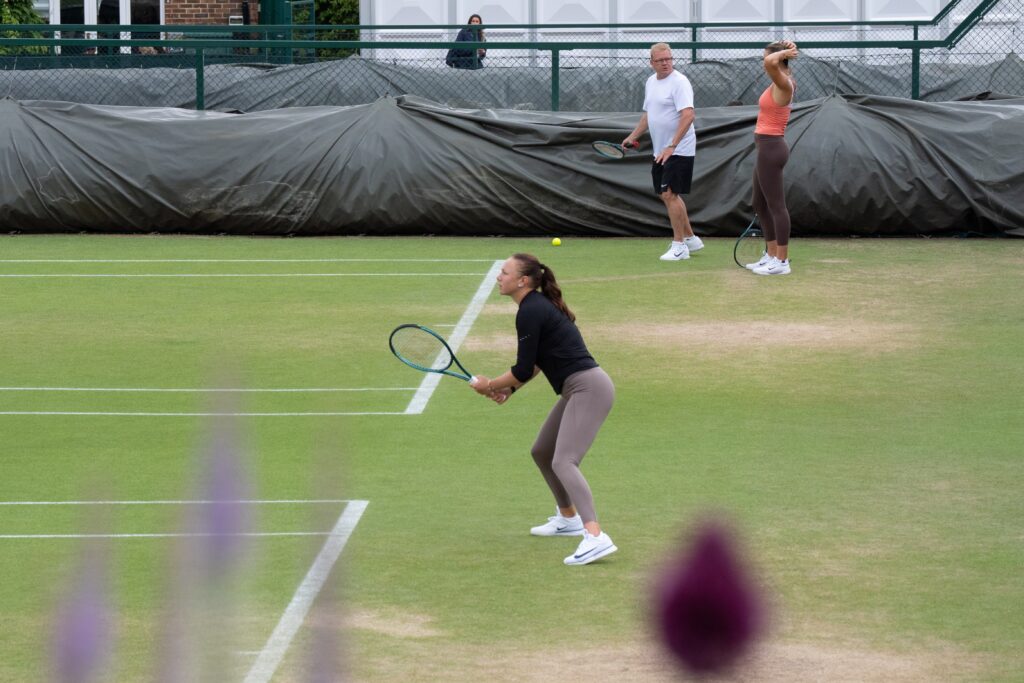 Gavin MacMillan and Aryna Sabalenka chat