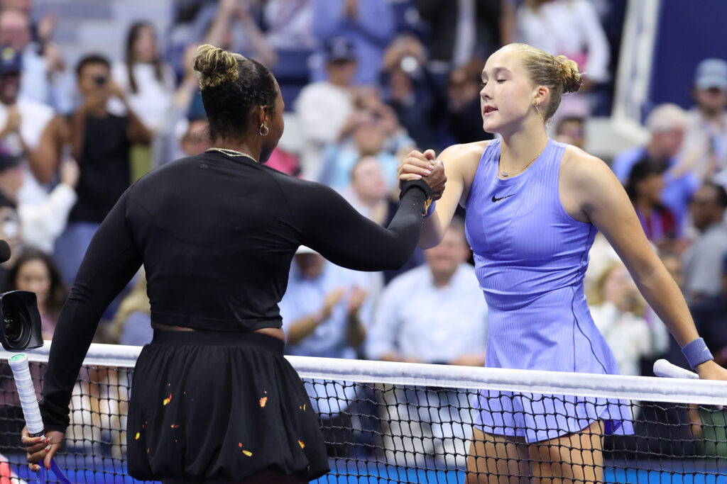 Taylor Townsend and Mirra Andreeva shake hands