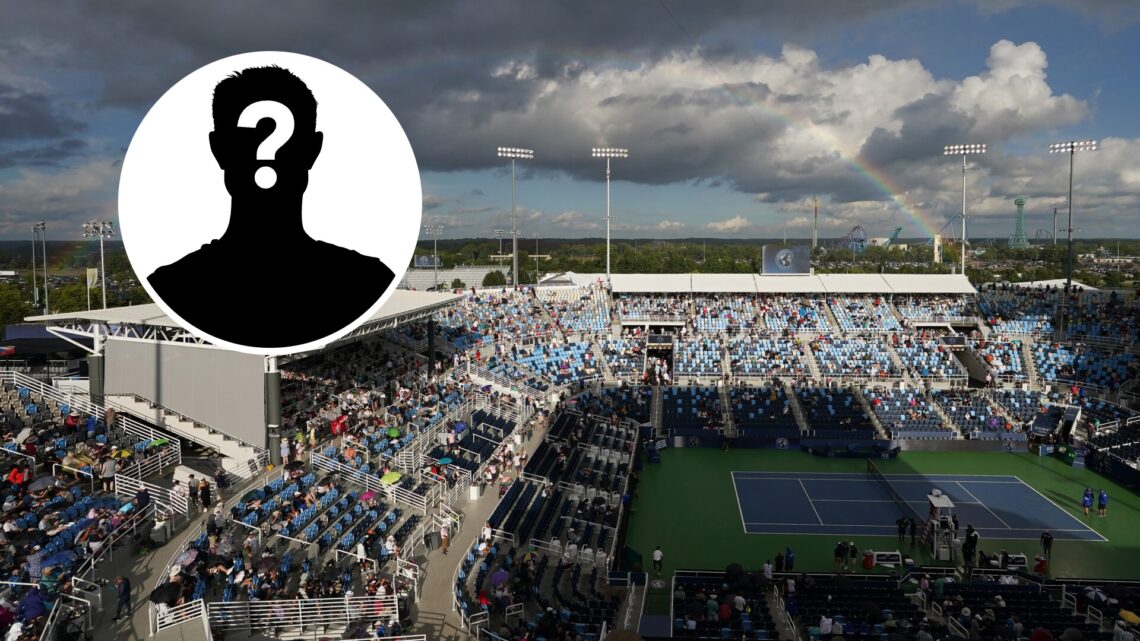 Mystery player (top left) in a circle overlay and an overview of the Cincinnati Open courts