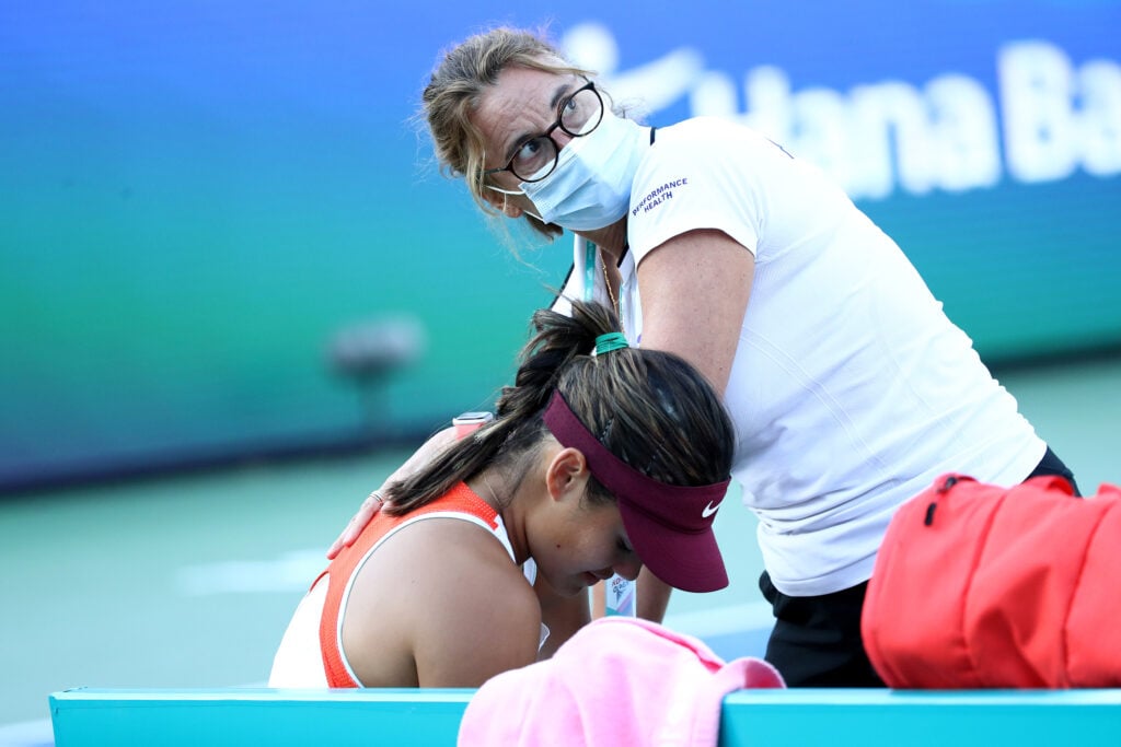 Emma Raducanu receiving a medical timeout at the Korea Open in 2022