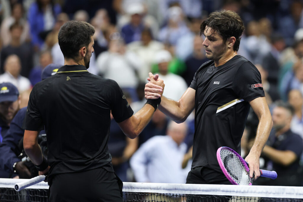 Novak Djokovic and Taylor Fritz shake hands