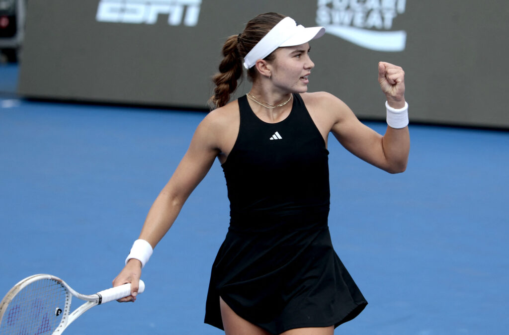 US' Iva Jovic celebrates after winning a point against Colombia's Emiliana Arango during the women's singles final match of the 2025 WTA Guadalajara Open in Zapopan, Mexico, on September 14, 2025.