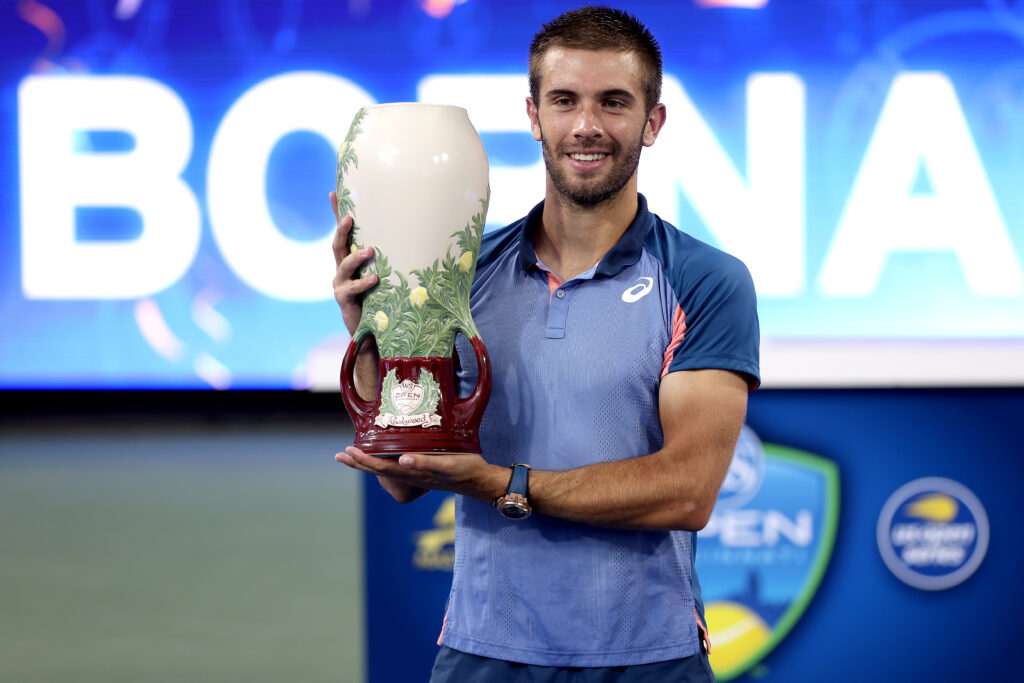 Borna Cric of Croatia poses for photographers after defeating Stefanos Tsitsipas of Greece during the men's final of the Western & Southern Open at Lindner Family Tennis Center on August 21, 2022 in Mason, Ohio.