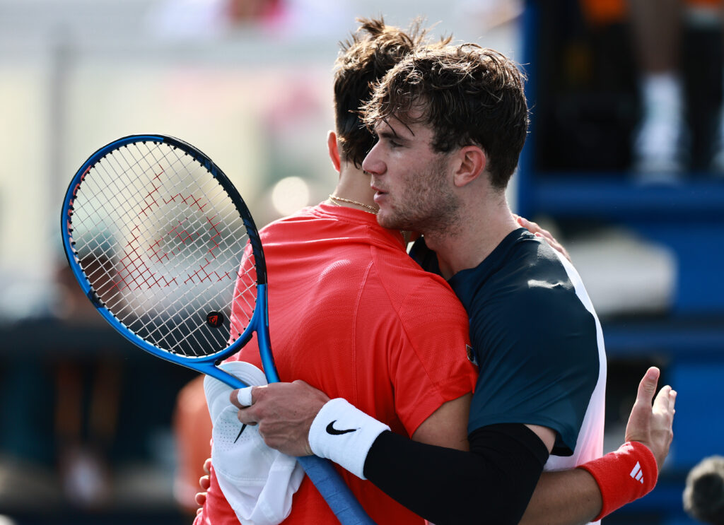 Jack Draper and Jakub Mensik embrace after their match at the Miami Open in 2025