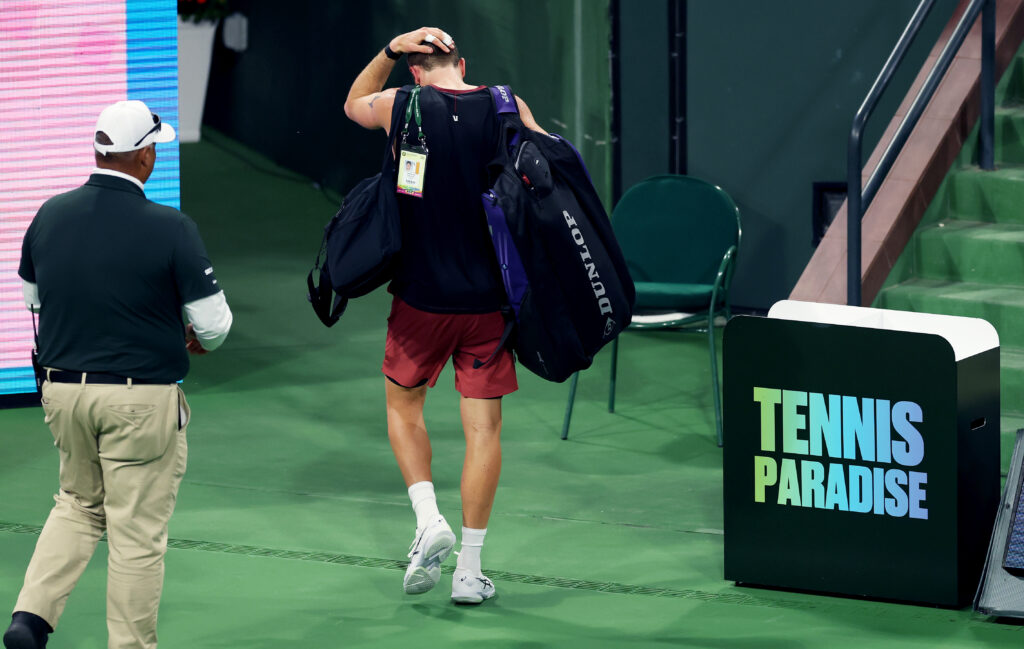 Jack Draper leaves the court after losing to Daniil Medvedev at Indian Wells