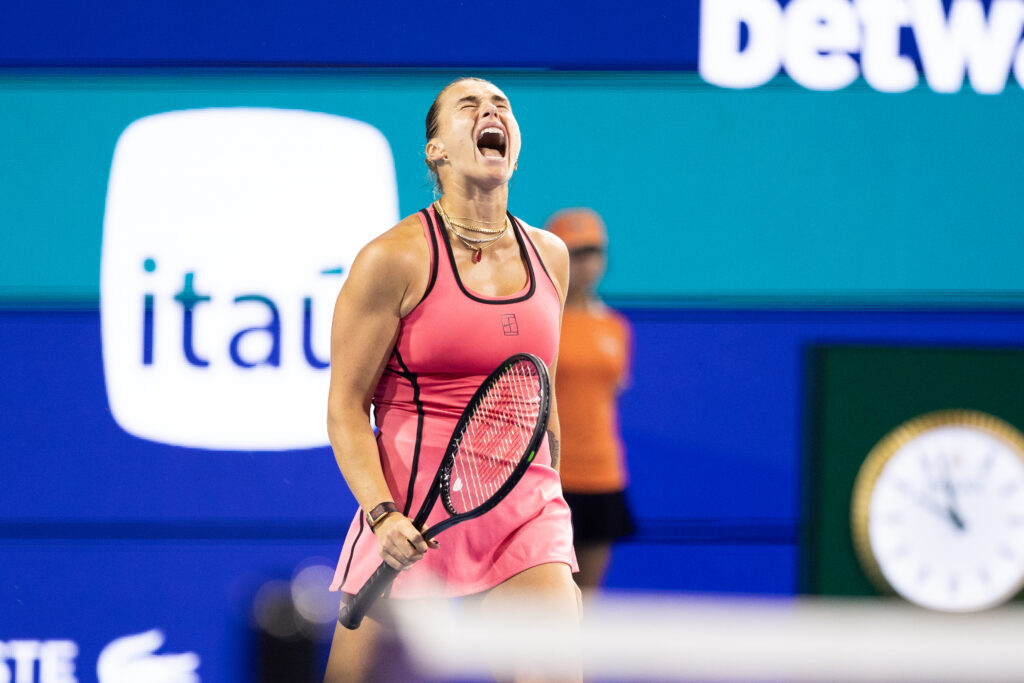 Aryna Sabalenka shouts