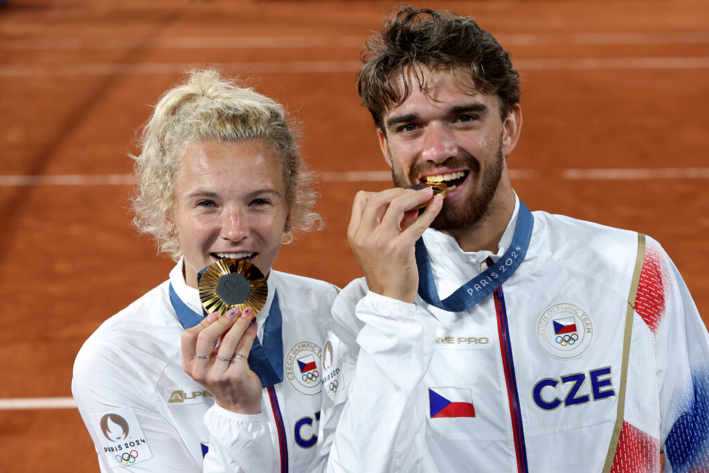 Gold medalists Katerina Siniakova and Tomas Machac of Team Czechia pose for a photo during the Tennis Mixed Doubles medal ceremony on day seven of the Olympic Games Paris 2024 at Roland Garros on August 02, 2024 in Paris, France.
