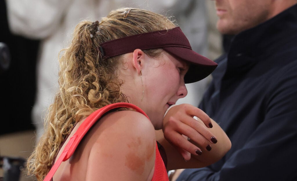 Mirra Andreeva in tears at the 2025 French Open