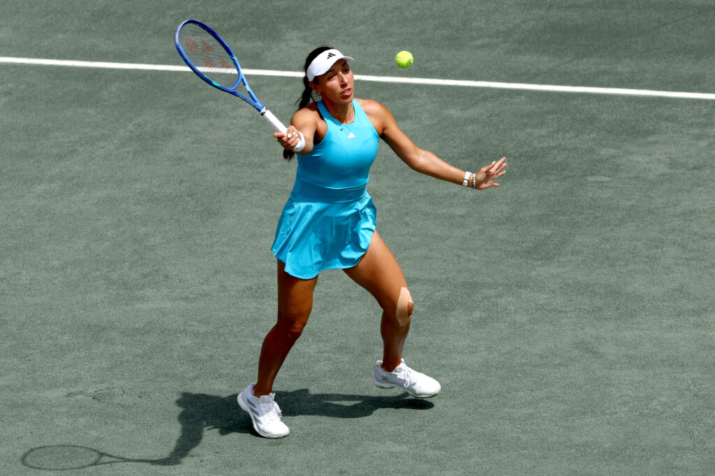 Jessica Pegula of the United States comes to the net for a ball while playing Elisabetta Cocciaretto of Italy during the Credit One Charleston Open at Credit One Stadium on April 2, 2026 in Charleston, South Carolina.