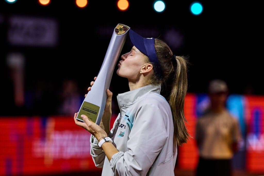 Elena Rybakina celebrates after winning the title in Stuttgart