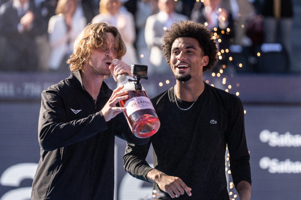 Arthur Fils (FRA) and Andrey Rublev (RUS) share a moment of complicity after the 2026 Barcelona Open Banc Sabadell match. In the final of the Barcelona Open Banc Sabadell tennis tournament between Arthur Fils (FRA) and Andrey Rublev (RUS), Arthur Fils defeatred Andrey Rublev 6-2, 7-6 (2).