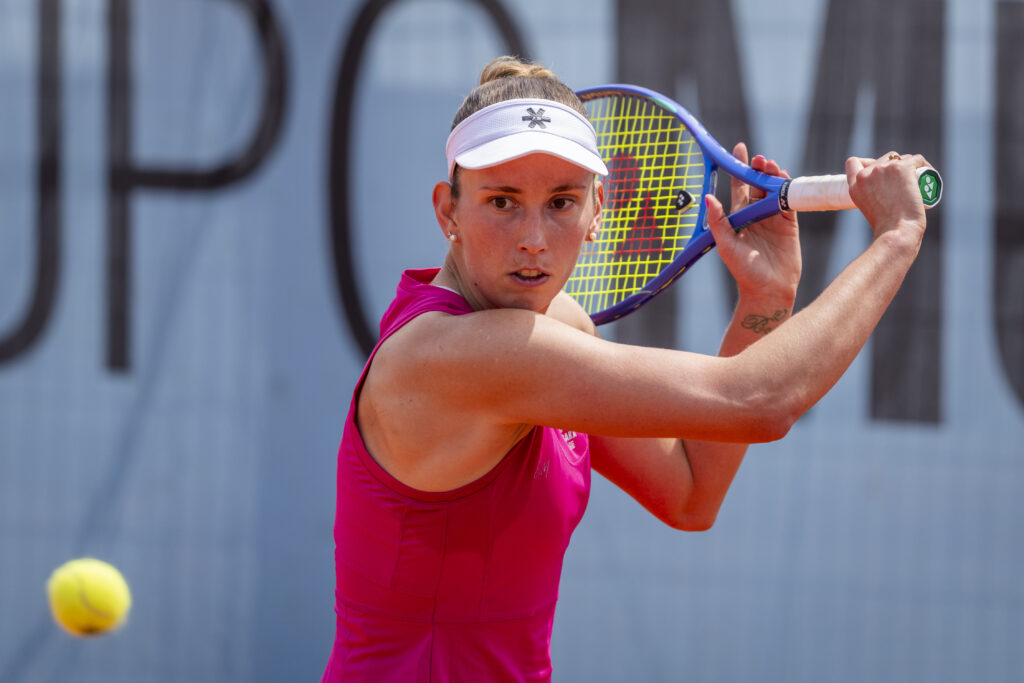 Elise Mertens in action at the 2026 Madrid Open