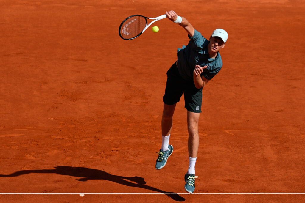 Jannik Sinner of Italy plays against Cameron Norrie of Great Britain during the Mutua Madrid Open 2026, ATP Masters 1000 and WTA 1000, at La Caja Magica on April 28, 2026 in Madrid, Spain