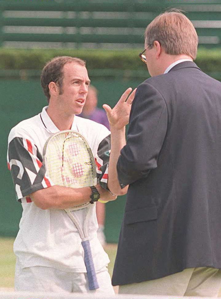 Jeff Tarango argues with the umpire at Wimbledon in 1995