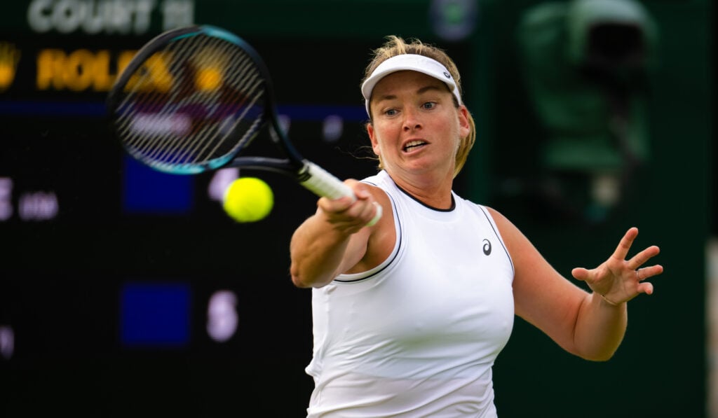 Coco Vandeweghe hits a forehand at Wimbledon in 2022
