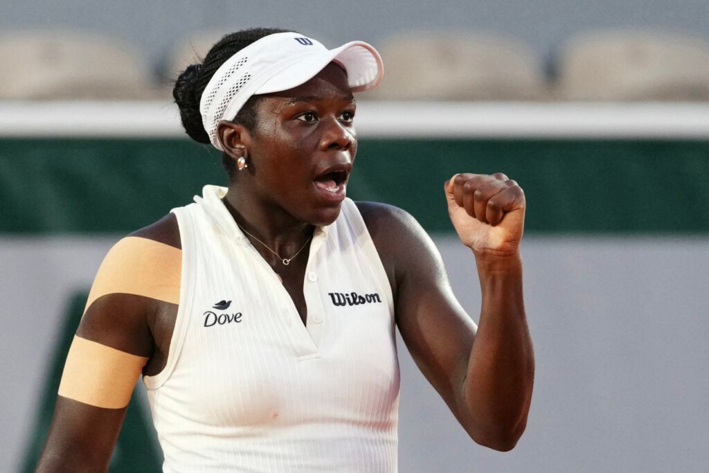Canada's Victoria Mboko reacts after winning hte second set against US Madison Keys during their women's singles match on day 7 of the French Open tennis tournament on Court Simonne-Mathieu at the Roland-Garros Complex in Paris on May 30, 2026.