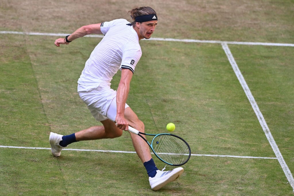 Alexander Zverev returns a ball at the 2026 Halle Open.