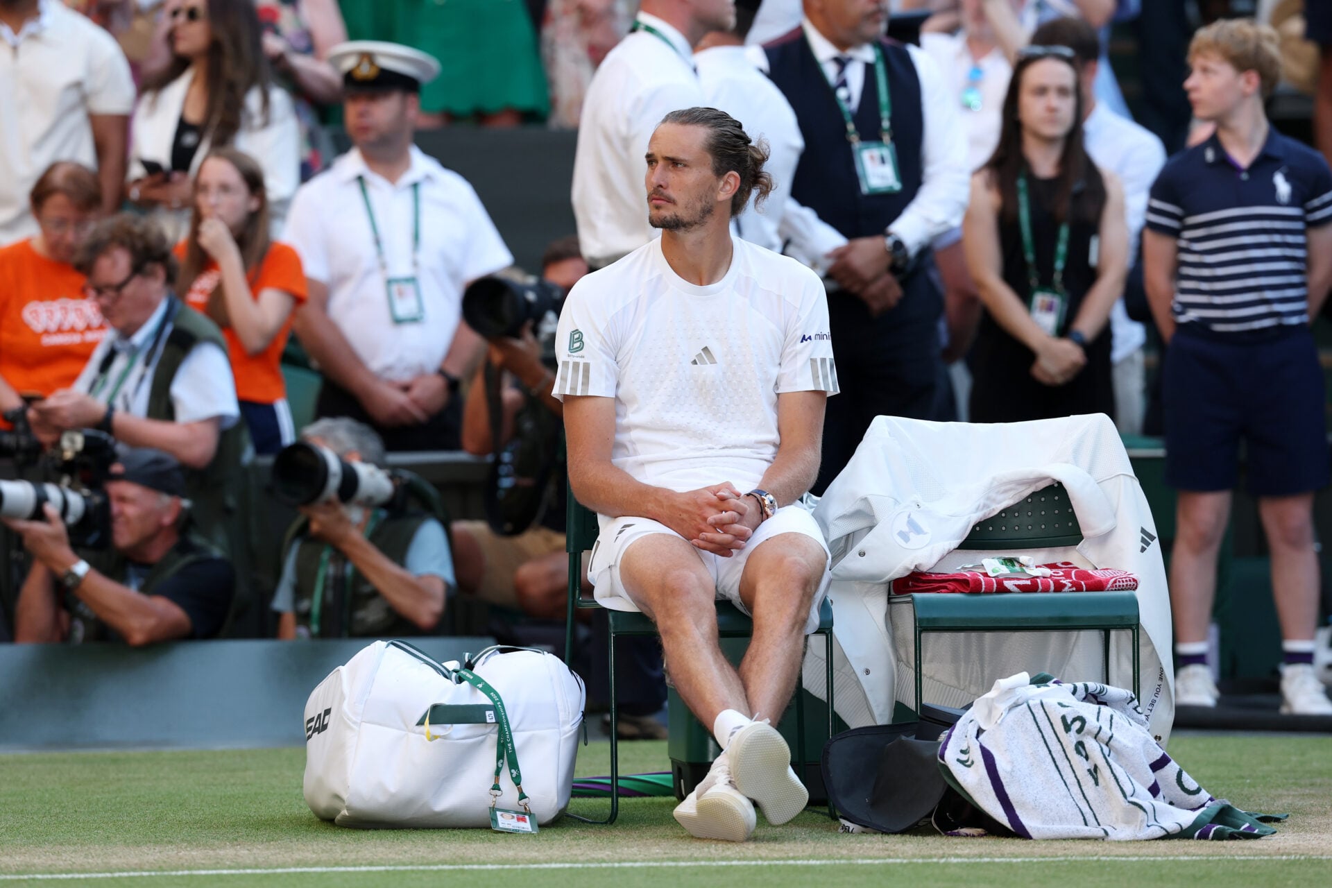 Alexander Zverev makes comment about the Wimbledon crowd during runners-up speech after losing the final